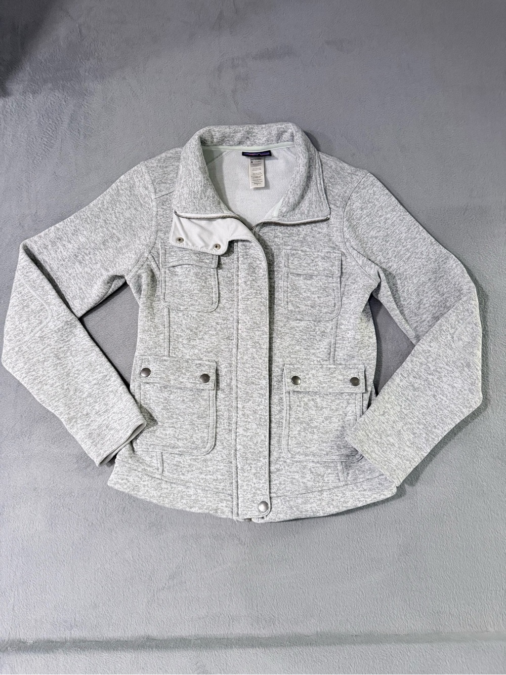 Patagonia - Light Gray Women's Quilted Knit Jacket
